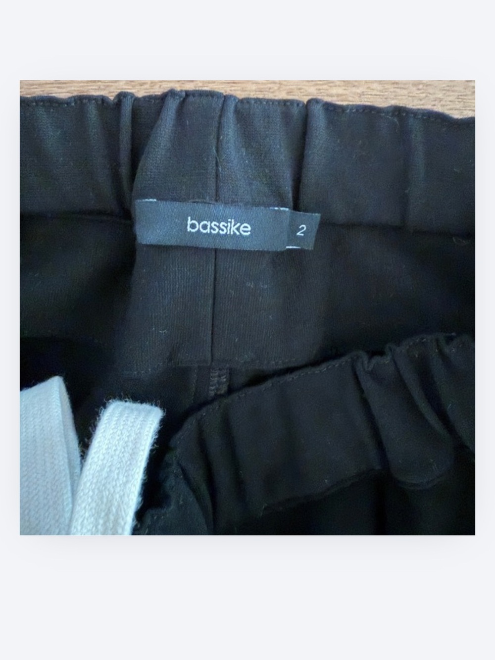 Bassike Stretch Twill Tapered Pant Black Size 2/M | SOLD OUT Influencer Favorite - Picture 3 of 6